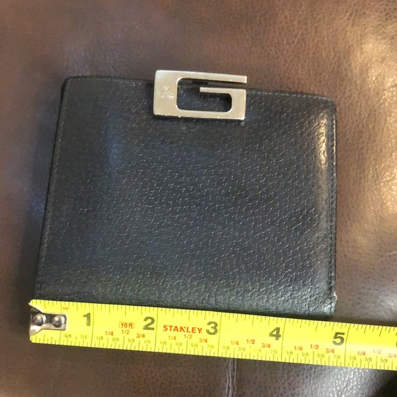 W GUCCI Black Lambskin Bifold Wallet with Silver G  Clasp Vintage - Picture 16 of 17
